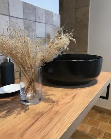 Domaine Des écuries - La Petite Percheronne Appartement *